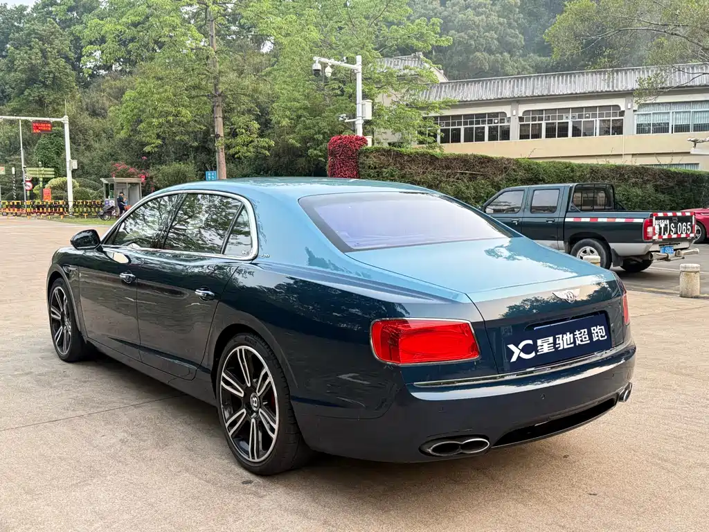 Flying Spur 2017 4.0T V8 S Standard Edition купить на сайте DeffCars