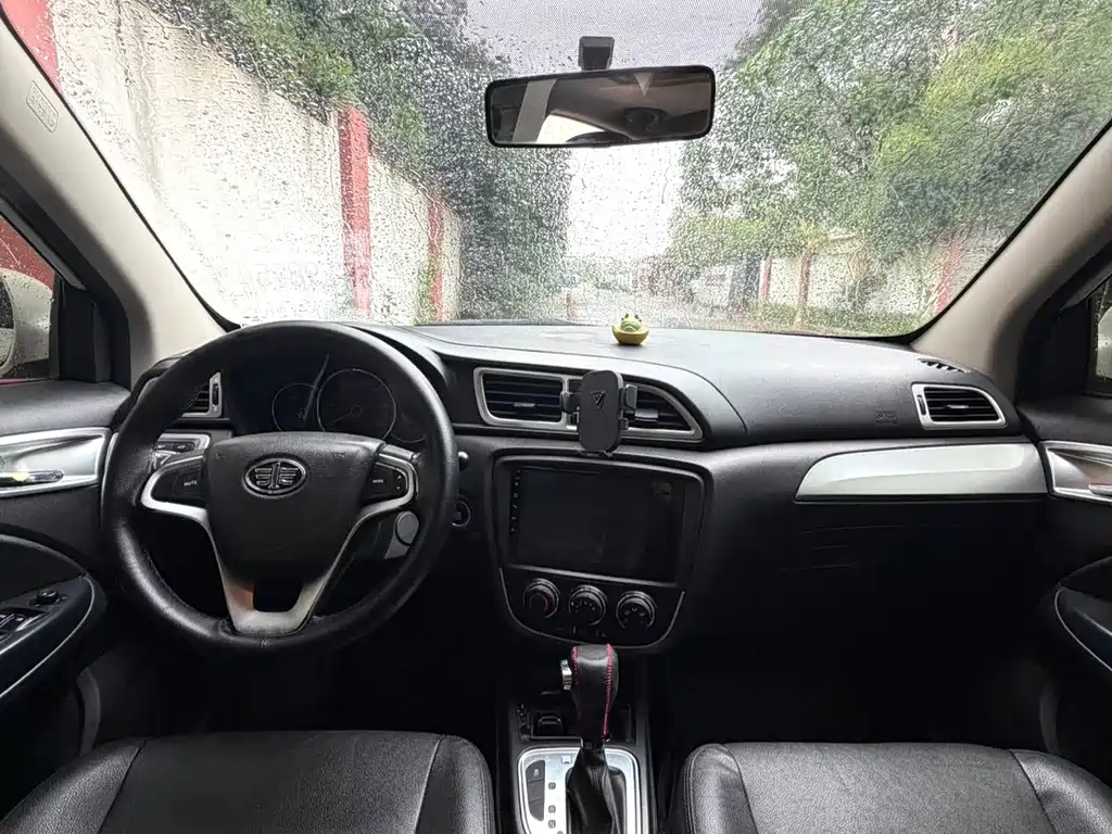 D60 2015 1.8L automatic comfort type купить на сайте DeffCars