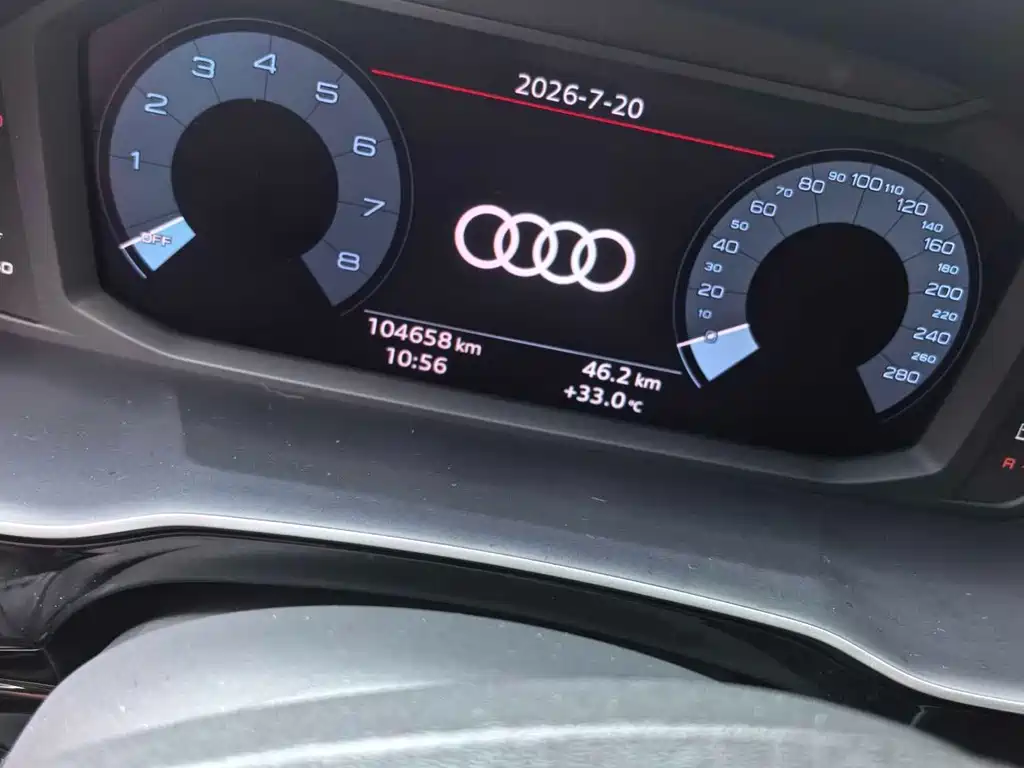 Audi Q3 2022 35 TFSI aggressive and dynamic купить на сайте DeffCars