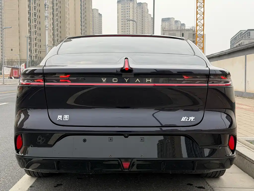 Lantu Chasing Light 2024 PHEV four-wheel drive ultra-long range flagship version купить на сайте DeffCars