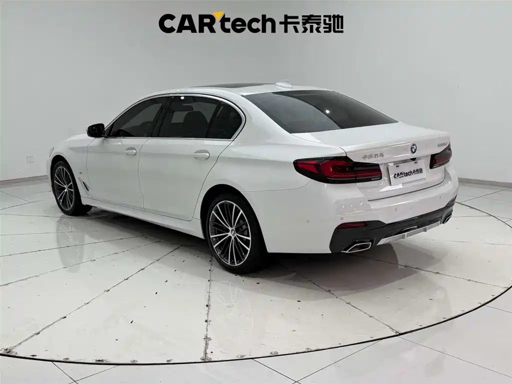 BMW 5 Series 2022 facelift 530Li leading M sports package купить на сайте DeffCars