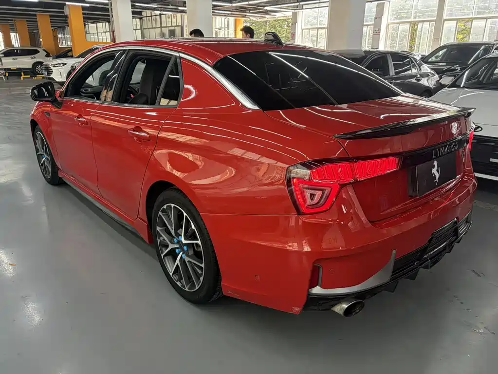Lynk & Co 03 2018 1.5TD DCT Jin Pro Edition National V купить на сайте DeffCars