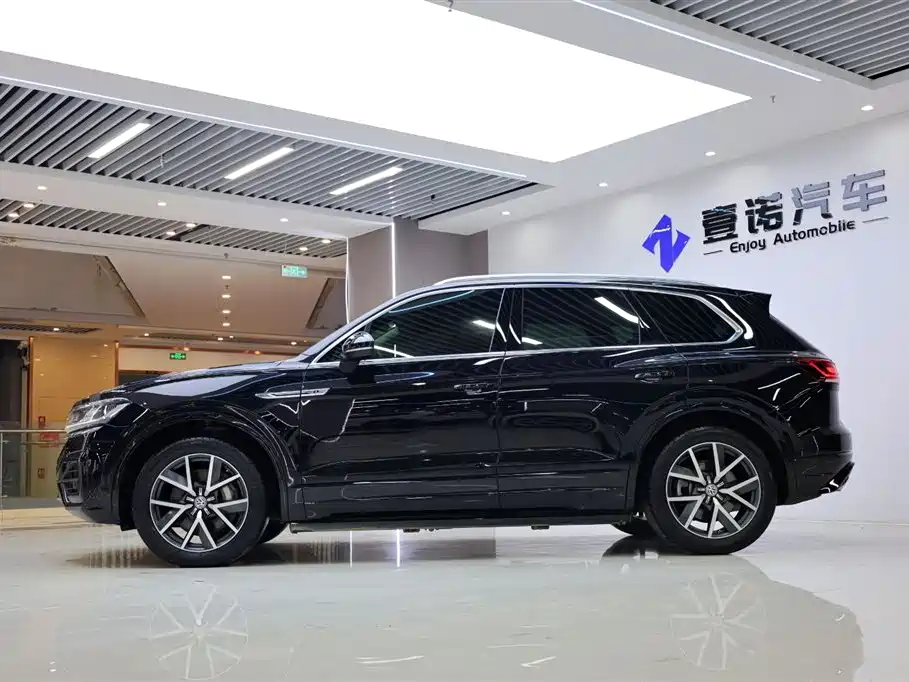 Touareg 2019 3.0TSI Ruifeng Edition National VI купить на сайте DeffCars
