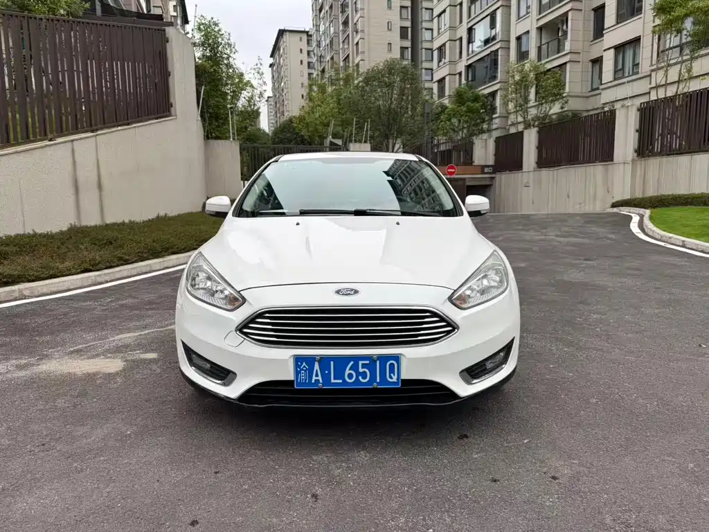Focus 2015 Sedan EcoBoost 180 Automatic Elite купить на сайте DeffCars
