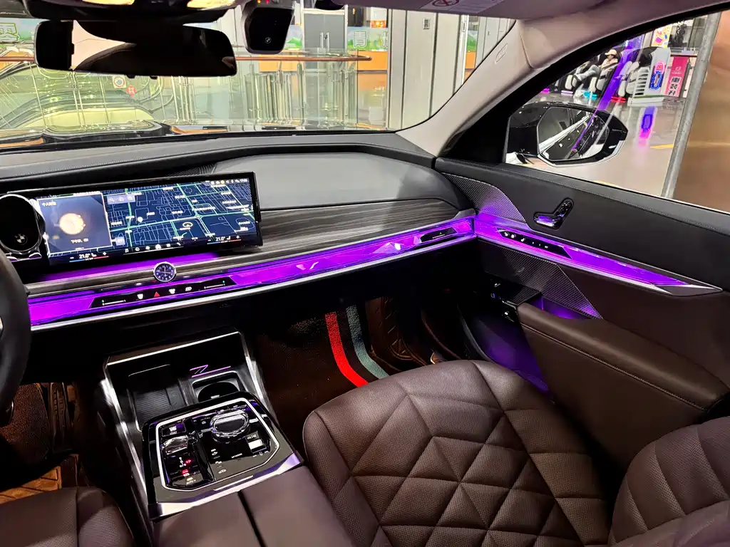 BMW 7 Series 2023 735Li M Sports Package купить на сайте DeffCars