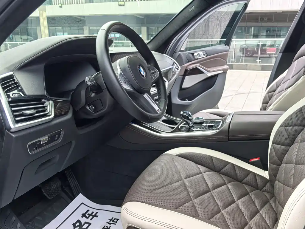 BMW X5 2022 facelift xDrive 40Li M sports package купить на сайте DeffCars