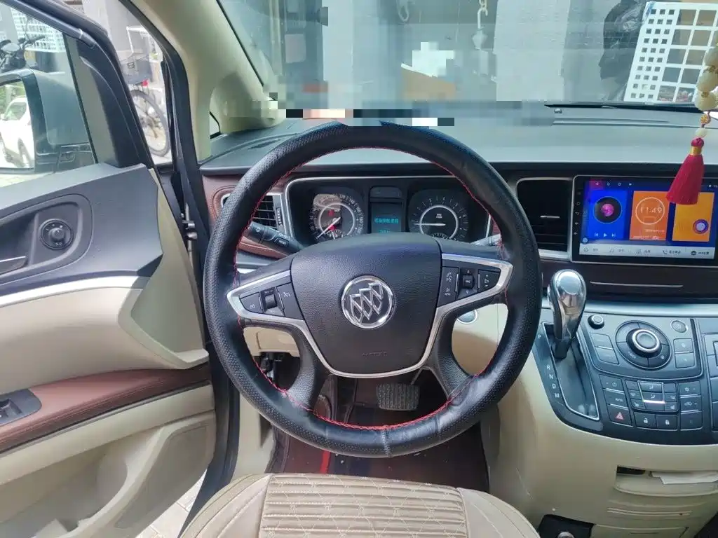 Buick GL8 2018 28T Premier Country VI купить на сайте DeffCars