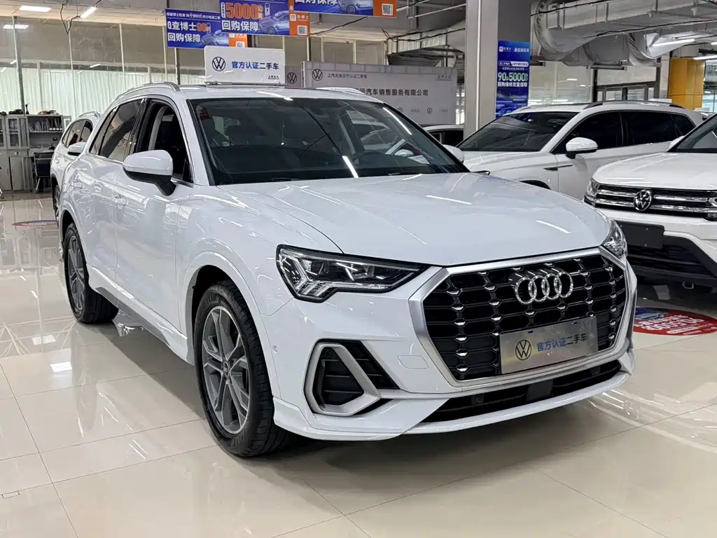 Audi Q3 2023 35 TFSI Fashionable and Dynamic (1.4T) купить на сайте DeffCars