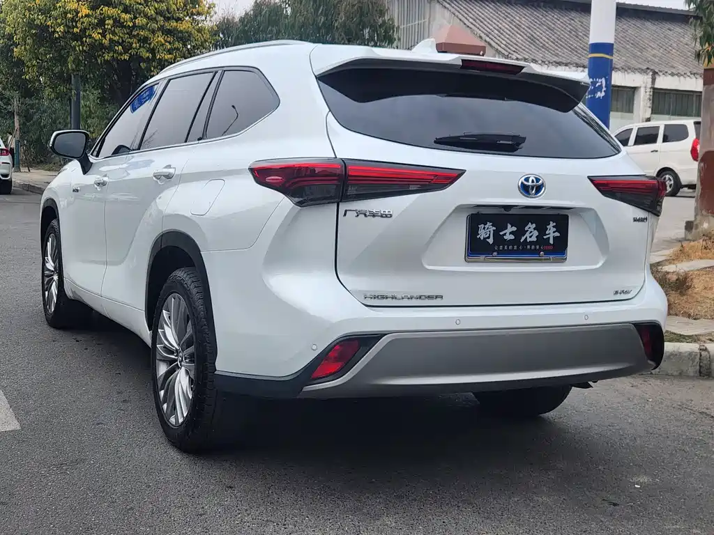 Highlander 2023 2.5L intelligent electric hybrid dual-engine four-wheel drive premium version 7 seats купить на сайте DeffCars