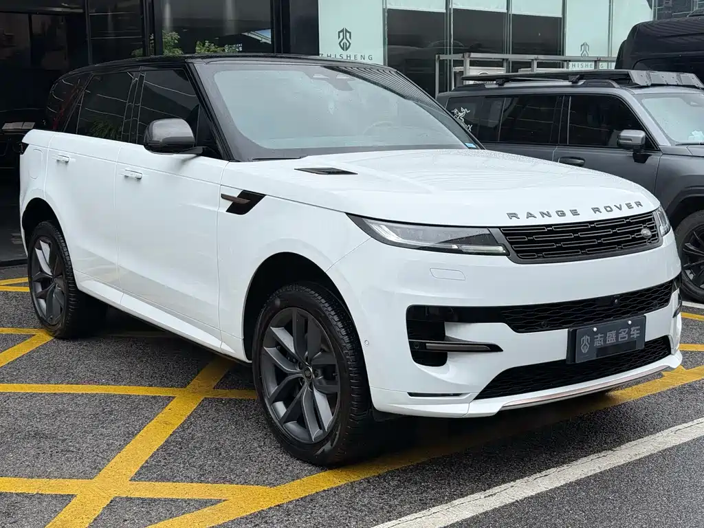 Range Rover Sport 2024 400PS Dynamic HSE купить на сайте DeffCars