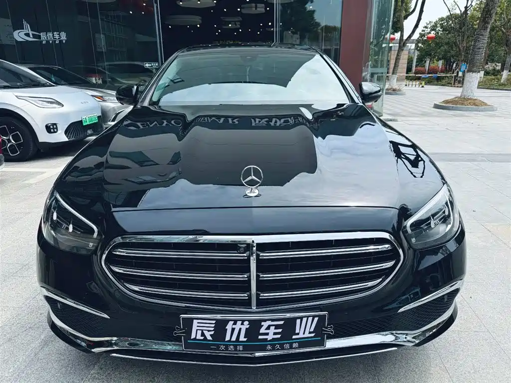 Mercedes-Benz E-Class New Energy 2022 facelift E 350 e L plug-in hybrid sedan купить на сайте DeffCars