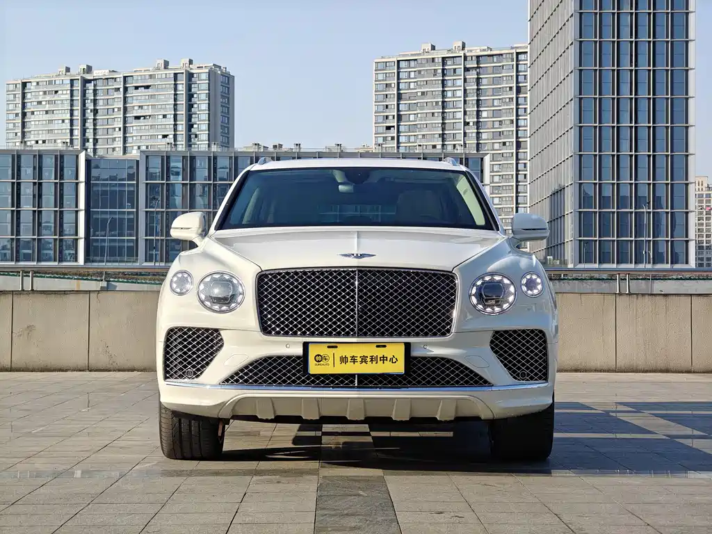 Bentayga 2022 4.0T V8 купить на сайте DeffCars