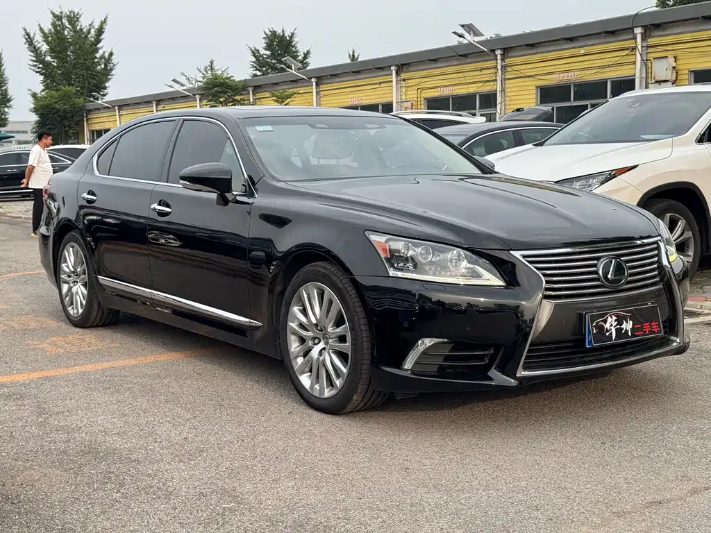 Lexus LS 2014 460L four-wheel drive luxury version купить на сайте DeffCars