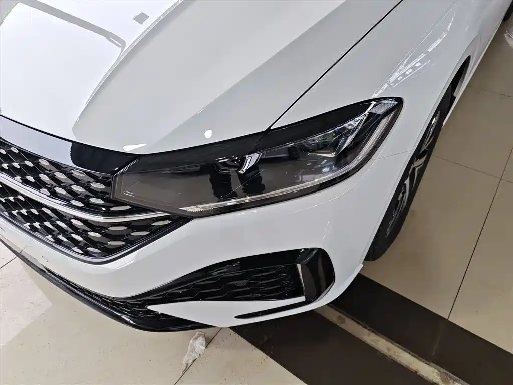 Lavida 2024 300TSI DSG Starry Sky Leading Edition купить на сайте DeffCars