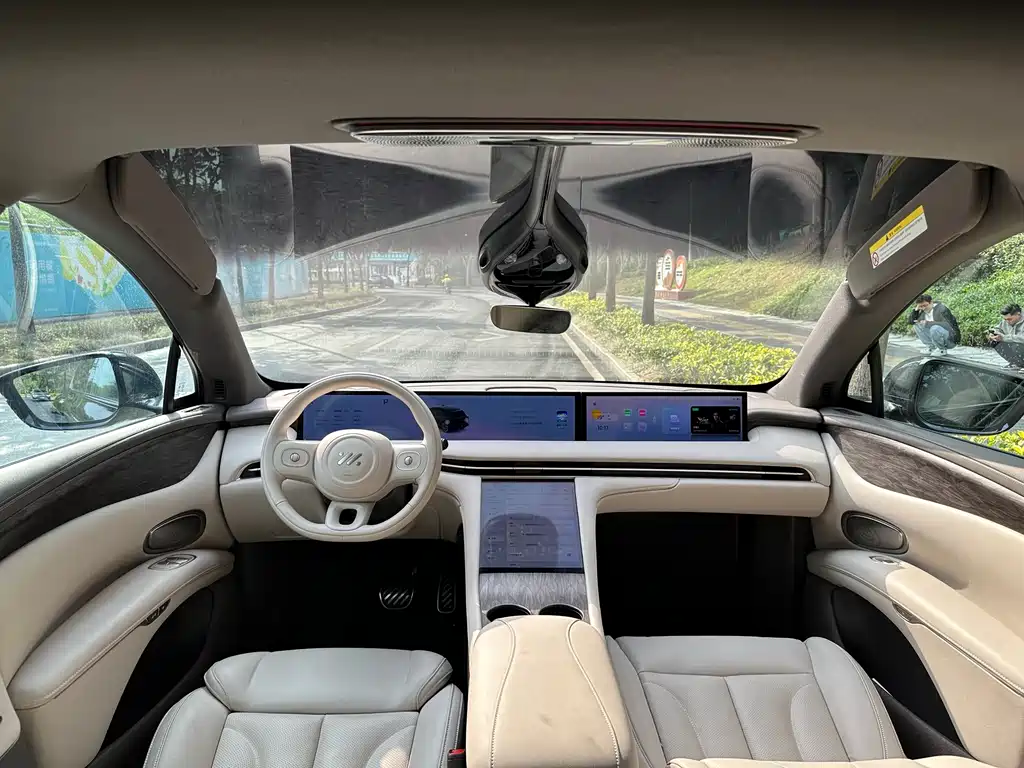 Zhiji LS7 2025 Renewed Ultra купить на сайте DeffCars