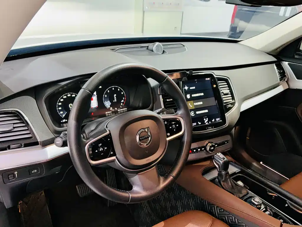 Volvo XC90 2018 T6 Zhiyi Edition 7 seats купить на сайте DeffCars
