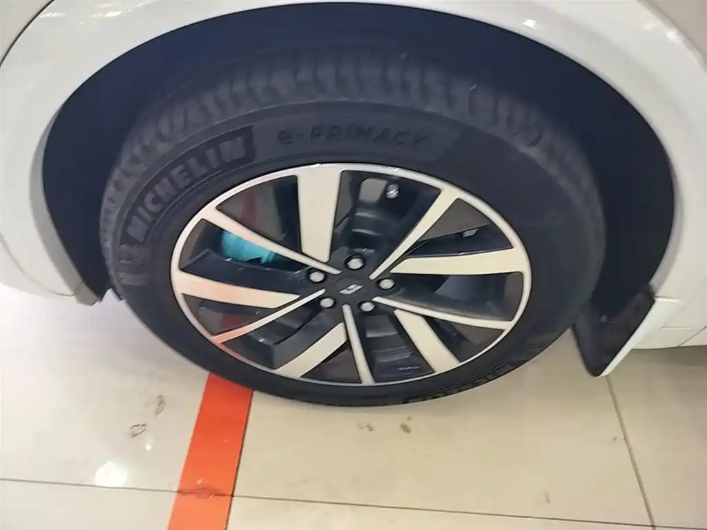 Ideal L7 2023 Pro купить на сайте DeffCars