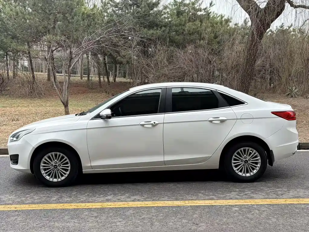 Escort 2017 facelift 1.5L automatic comfort model купить на сайте DeffCars