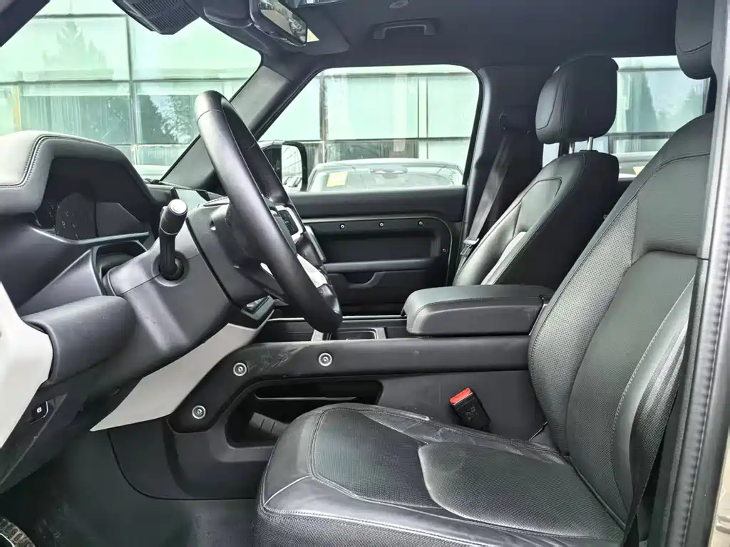Land Rover Defender 2025 110 3.0T P400 X купить на сайте DeffCars