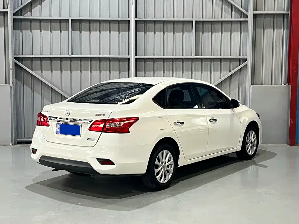 Sylphy 2018 1.6XV CVT Exclusive Edition купить на сайте DeffCars