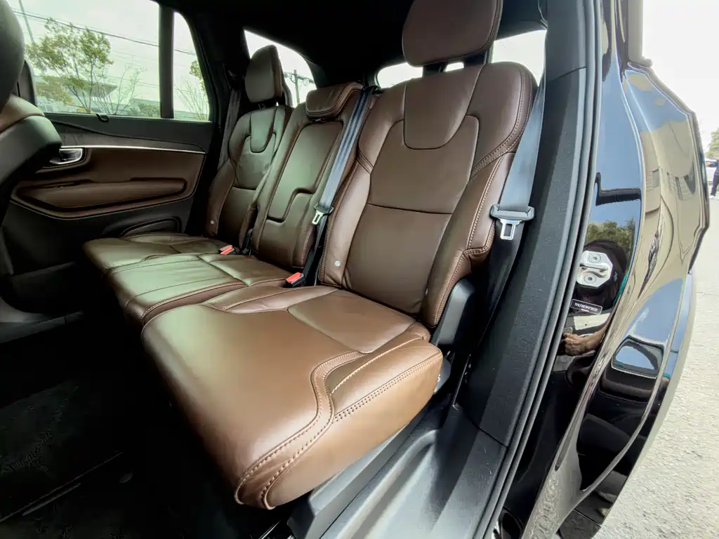 Volvo XC90 2021 B6 Zhiya Luxury Edition 7 seats купить на сайте DeffCars