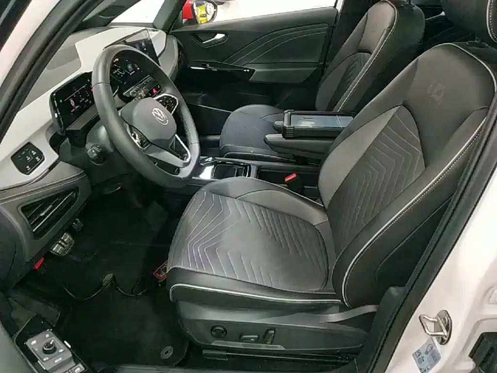 Volkswagen ID.3 2024 Outstanding Edition купить на сайте DeffCars