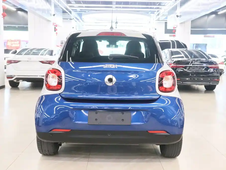 smart forfour 2018 0.9T 66kW Pioneer Edition купить на сайте DeffCars