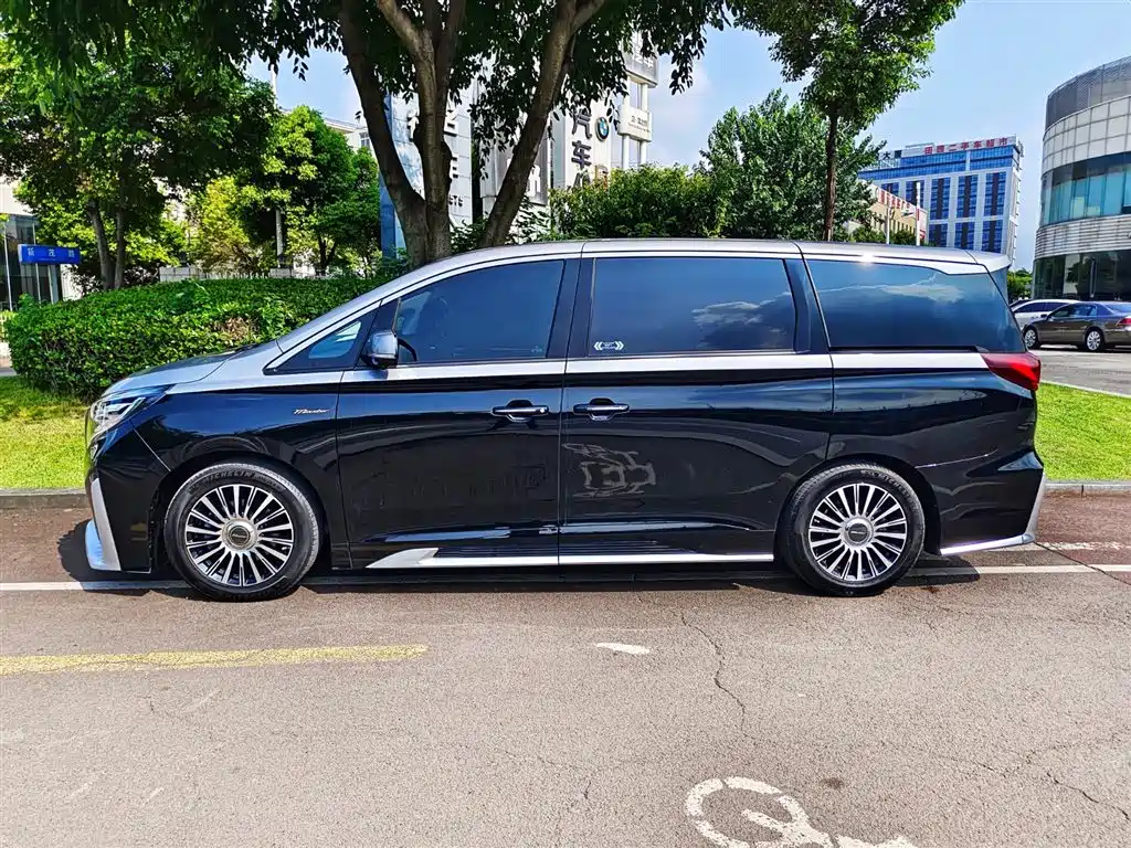 Trumpchi M8 2021 Master Series 390T Four-Seater Honor Edition купить на сайте DeffCars