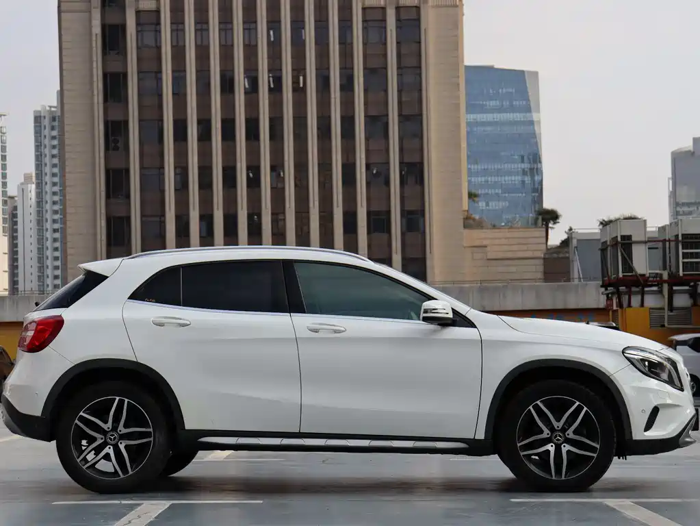 Mercedes-Benz GLA 2016 GLA 200 Dynamic купить на сайте DeffCars