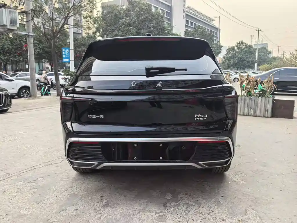 Hongqi HS3 PHEV 2025 117km Jinwei Edition купить на сайте DeffCars