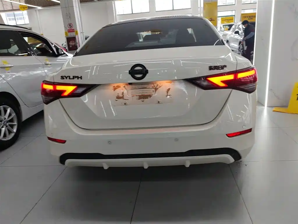 Sylphy 2021 1.6L XL CVT Enjoy Edition купить на сайте DeffCars