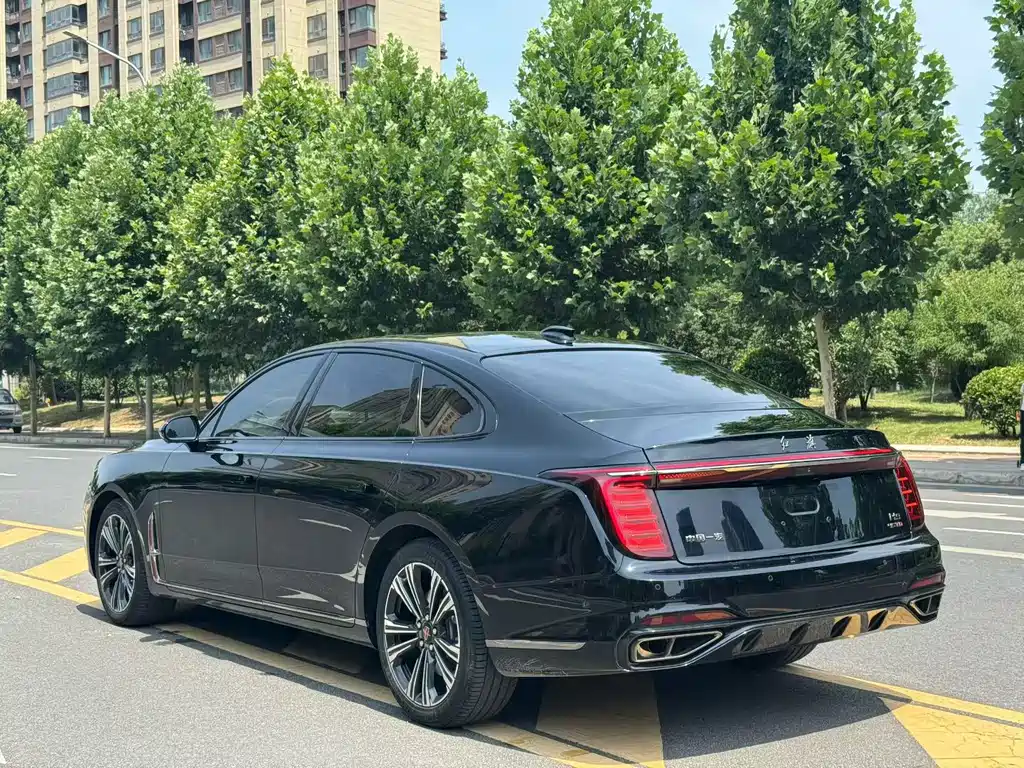 Hongqi H9 2024 2.0T Qichang Private Fashion Edition купить на сайте DeffCars