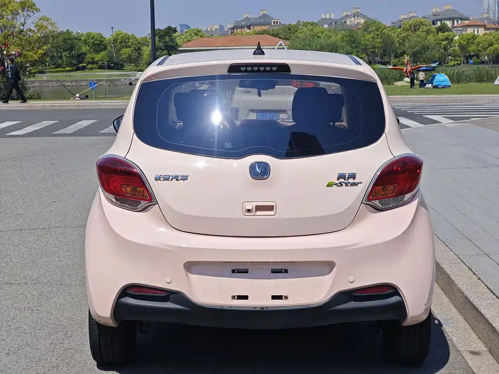 Changan Benben E-Star 2021 National Edition Xinyue Edition Lithium Iron Phosphate (31.18kWh) купить на сайте DeffCars
