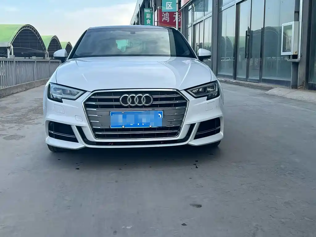 Audi A3 2020 Sportback 35 TFSI Fashion Type National VI купить на сайте DeffCars