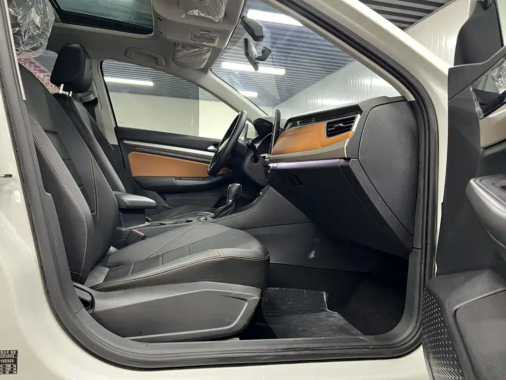 Bora 2024 model 200TSI DSG Yuexing PRO version купить на сайте DeffCars