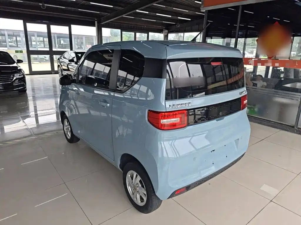 Hongguang MINIEV 2020 Yuexiang model lithium iron phosphate купить на сайте DeffCars