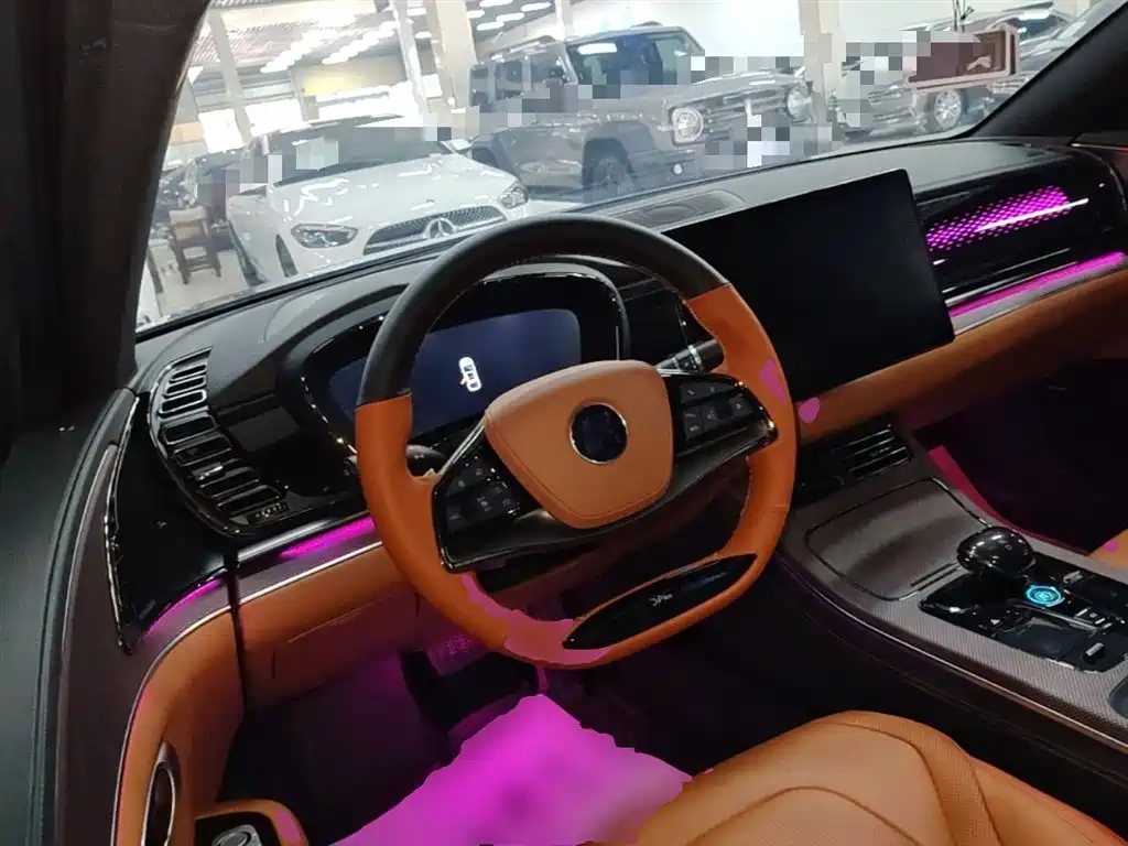 Han 2022 DM-i 121KM exclusive model купить на сайте DeffCars