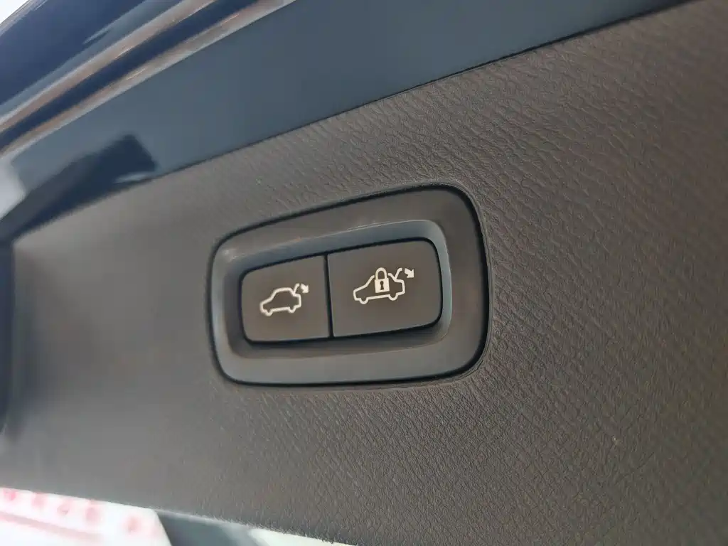 Volvo XC90 2019 T5 Zhiyi Edition 5 seats National V купить на сайте DeffCars