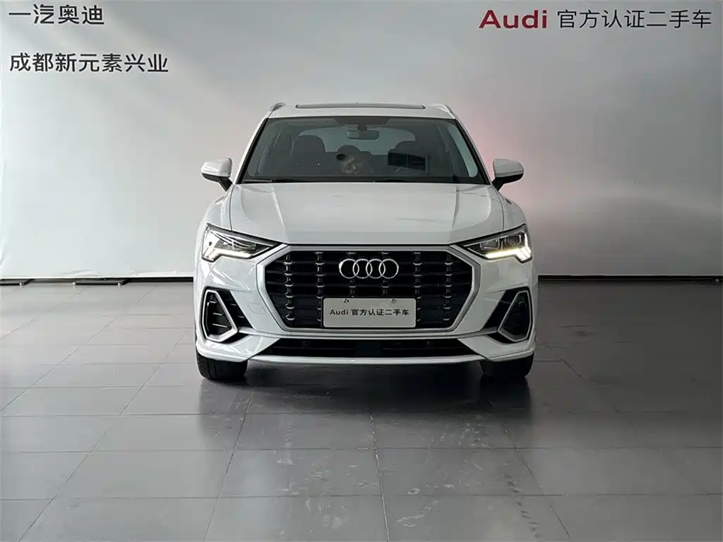 Audi Q3 2020 35 TFSI Fashionable and Dynamic купить на сайте DeffCars
