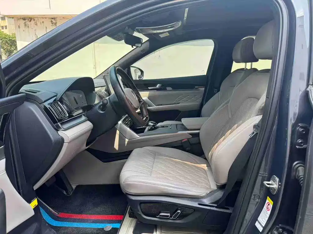 Tangxin Energy 2024 DM-i Honor Edition 112KM Honor Type купить на сайте DeffCars