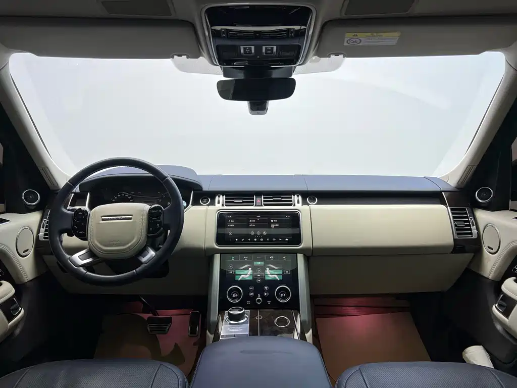 Range Rover 2021 3.0 L6 Legend Extended Classic Edition купить на сайте DeffCars