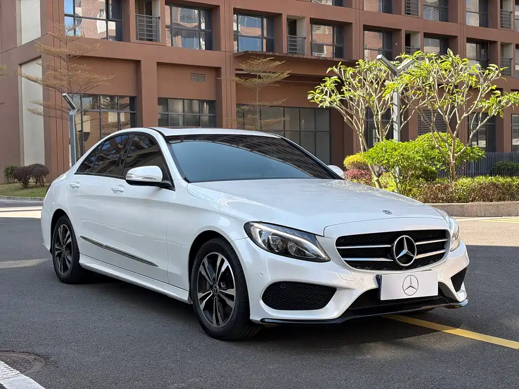 Mercedes-Benz C-Class 2018 C 200 Sports Edition купить на сайте DeffCars