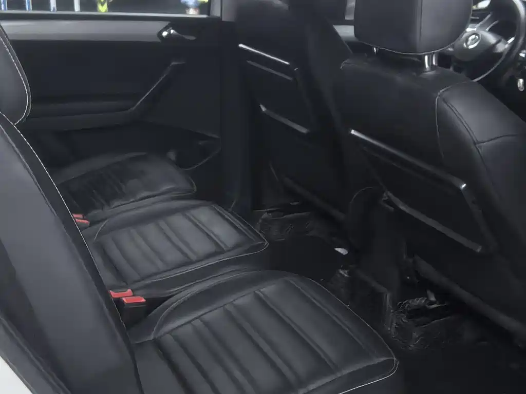 Touran 2018 Touran L 280TSI DSG Fashion Edition 7 seats National V купить на сайте DeffCars
