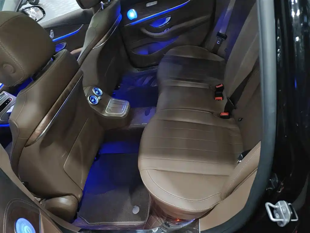 Mercedes-Benz E-Class 2023 facelift E 260 L купить на сайте DeffCars