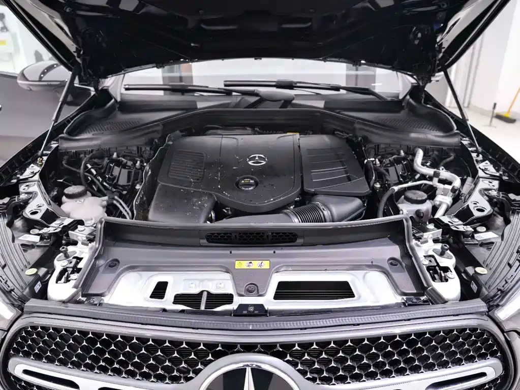 Mercedes-Benz GLC 2025 GLC 260 L 4MATIC luxury model купить на сайте DeffCars