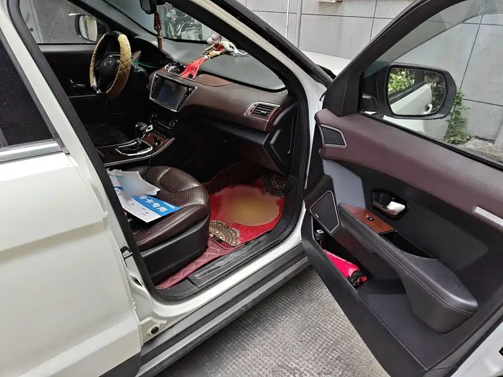 Landwind X7 2015 2.0T Panoramic Premium Edition купить на сайте DeffCars