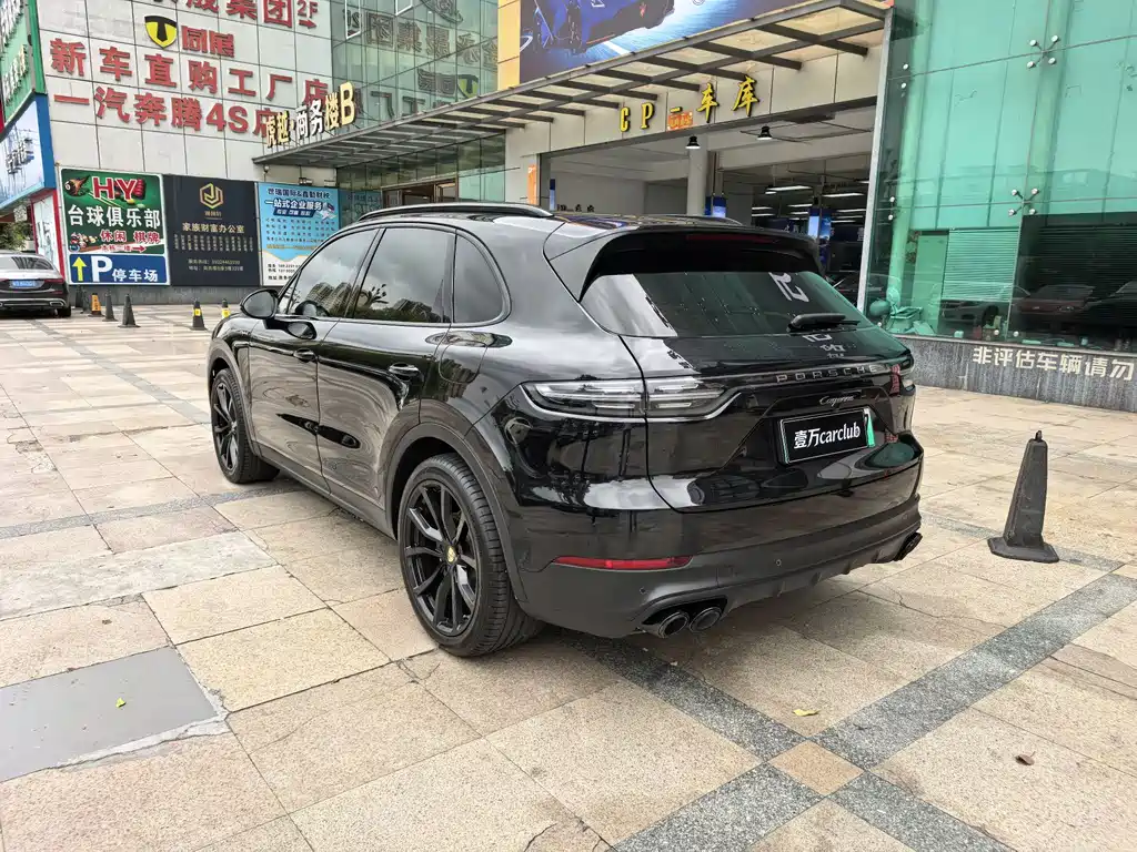 Cayenne New Energy 2021 Cayenne E-Hybrid 2.0T купить на сайте DeffCars