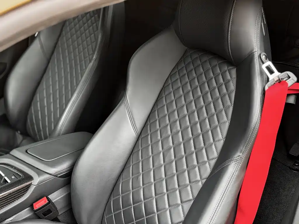 Audi R8 2022 V10 Coupe performance купить на сайте DeffCars