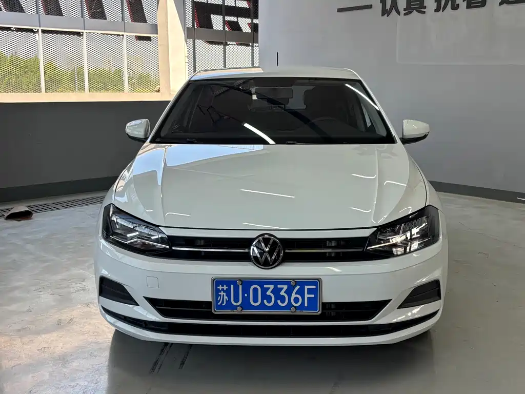 Polo 2023 facelift Plus 1.5L automatic indulgence version купить на сайте DeffCars