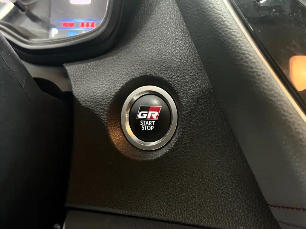 Corolla 2021 TNGA 1.5L CVT GR SPORT sports version купить на сайте DeffCars